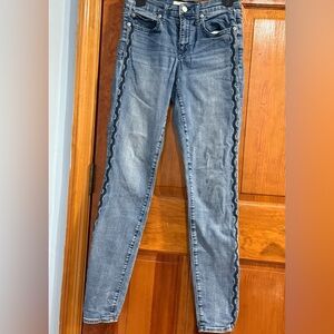 GAP Women's Skinny Jeans in Classic Blue